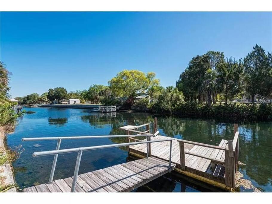 4Br Private Dock, Warm Spring Canal, Kayaks, Canoe Hudson Bagian luar foto
