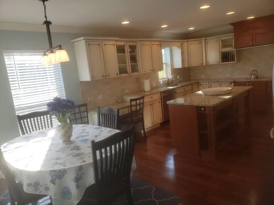 4Br Private Dock, Warm Spring Canal, Kayaks, Canoe Hudson Bagian luar foto