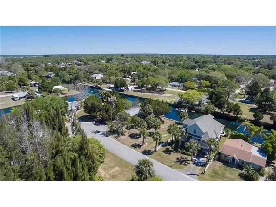 4Br Private Dock, Warm Spring Canal, Kayaks, Canoe Hudson Bagian luar foto