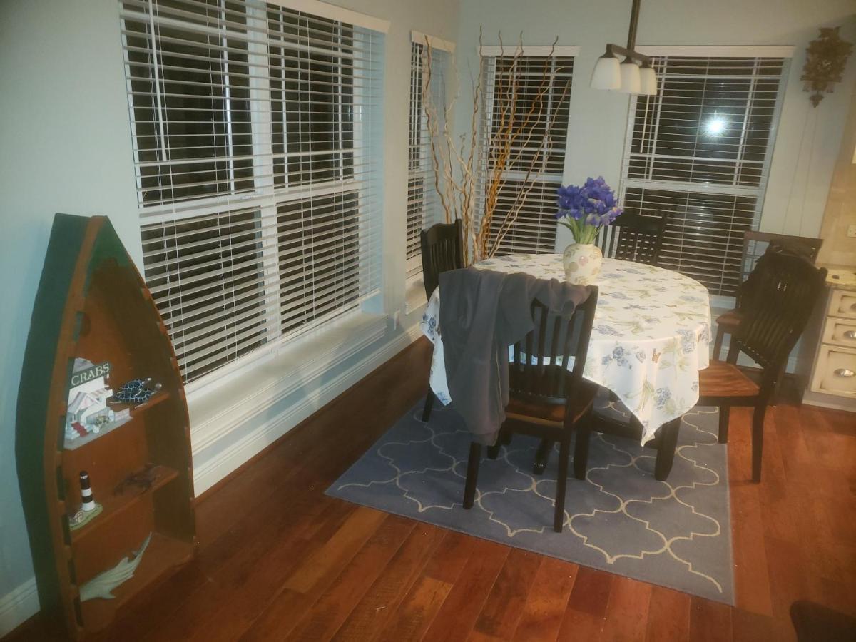 4Br Private Dock, Warm Spring Canal, Kayaks, Canoe Hudson Bagian luar foto