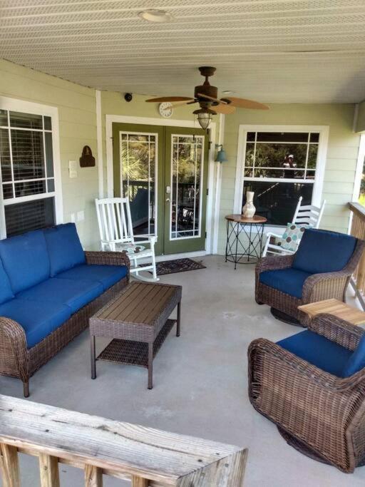 4Br Private Dock, Warm Spring Canal, Kayaks, Canoe Hudson Bagian luar foto